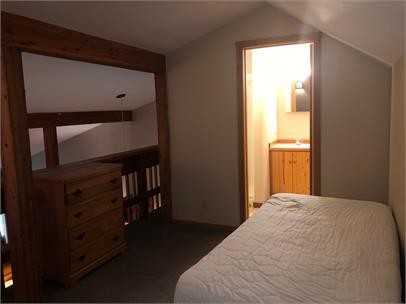 142 Oxford Ct. - Photo 6 of 12