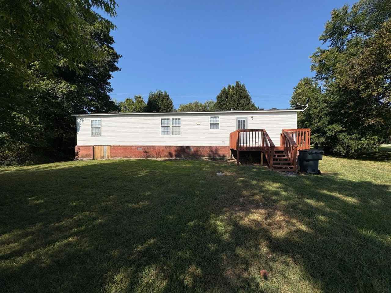 735 Logue Rd - Photo 2 of 13