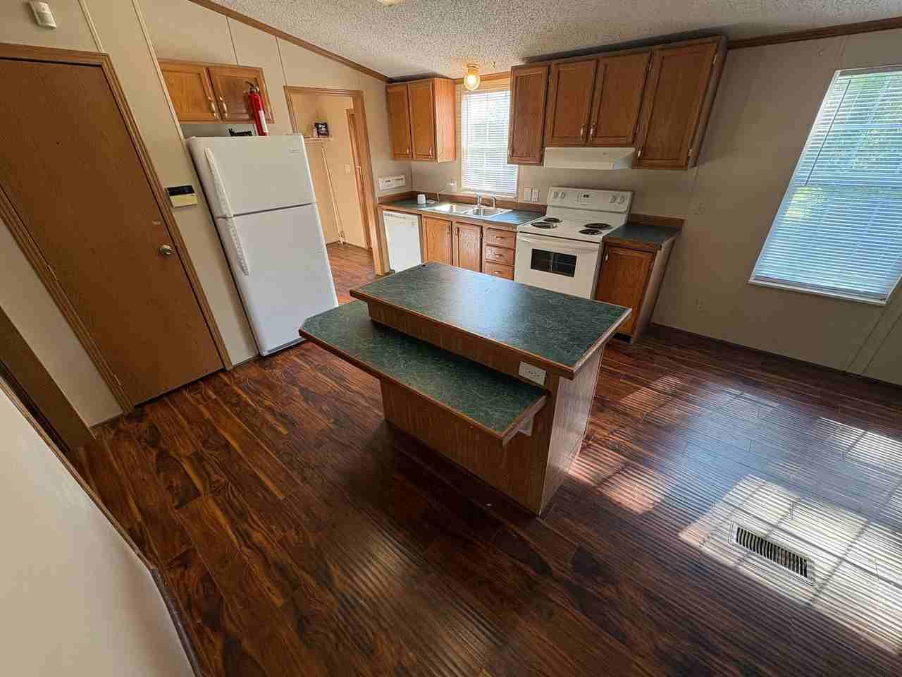 735 Logue Rd - Photo 7 of 13