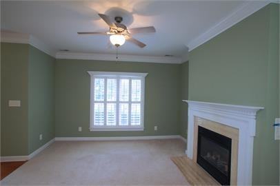 504 Crown St - Photo 3 of 50