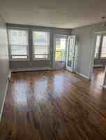 featured image of 321 Monroe St