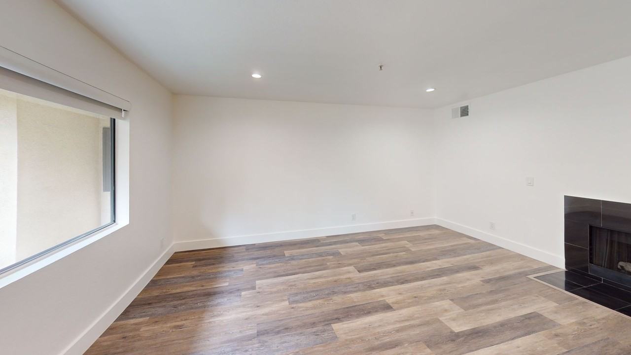 Cynthia Gardens...West Hollywood's most Desired Neighborhood...Remodeled Apartments...CALL NOW! - Photo 7 of 10