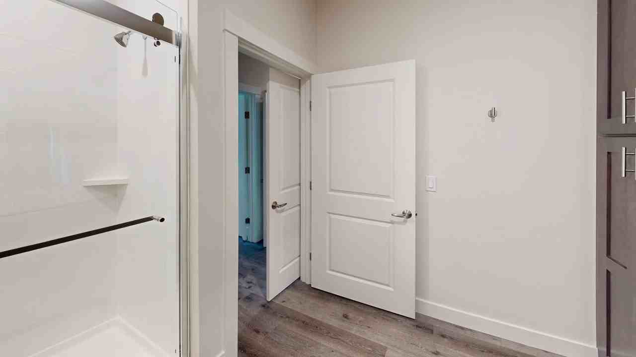 North Dorset Unit #3 - Photo 6 of 14