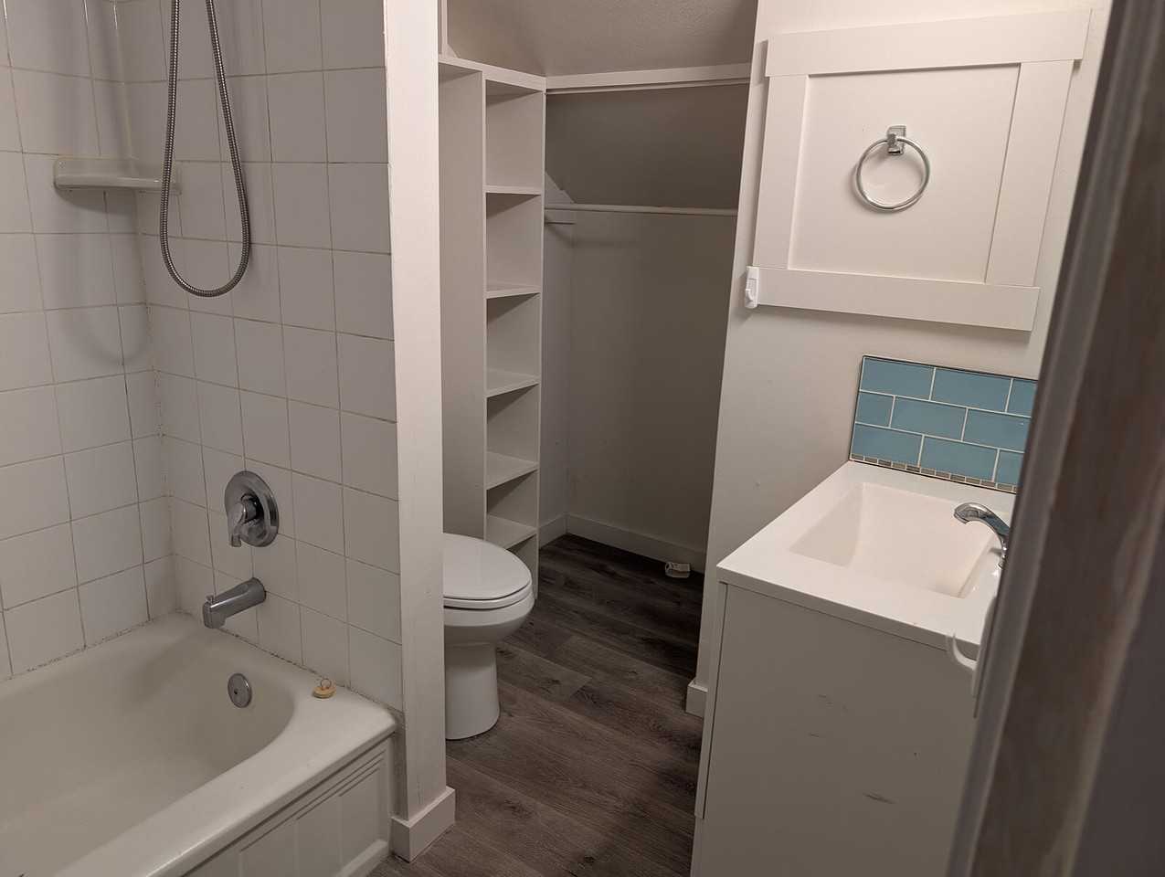 10651 108 Ave Nw - Photo 5 of 5