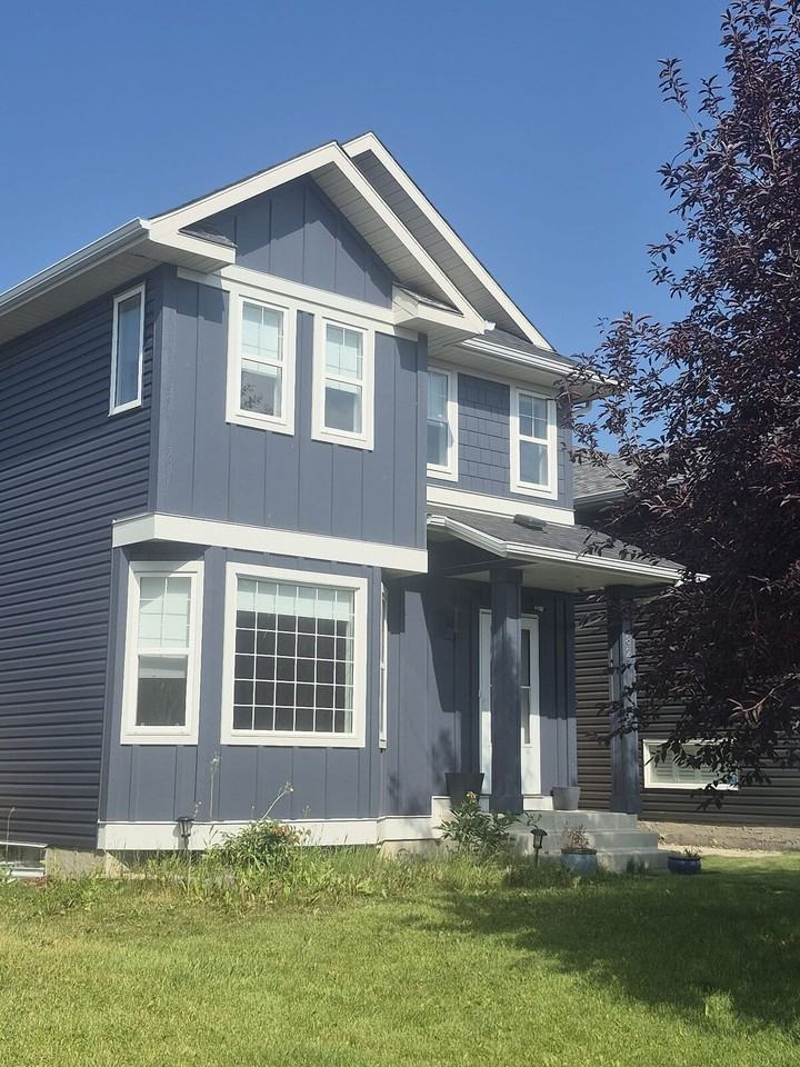82 Covington Close Ne - Photo 3 of 11