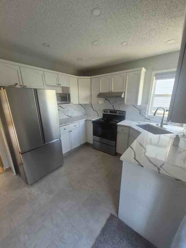 82 Covington Close Ne - Photo 4 of 11