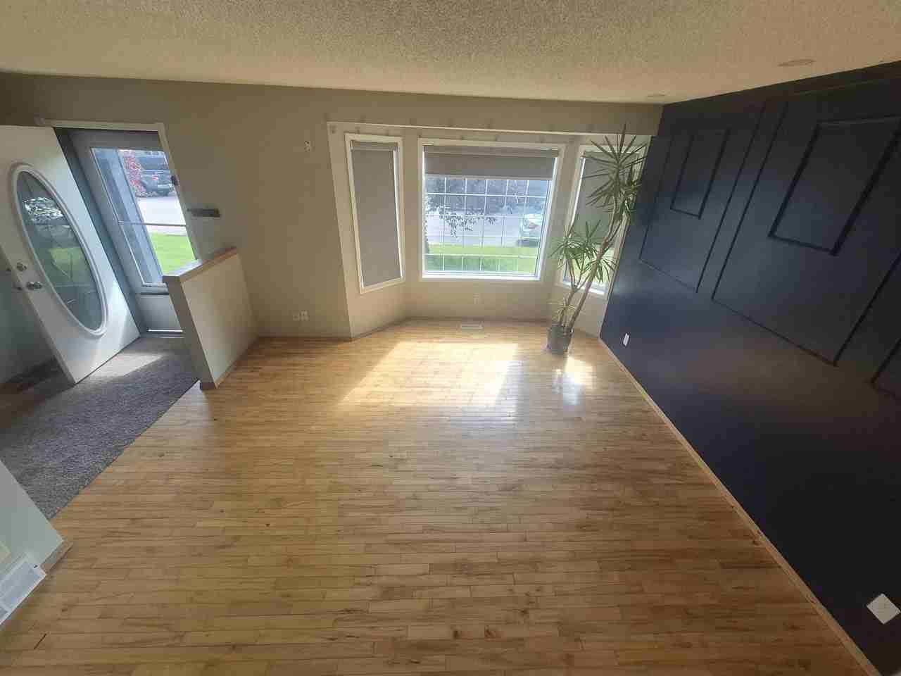 82 Covington Close Ne - Photo 5 of 11