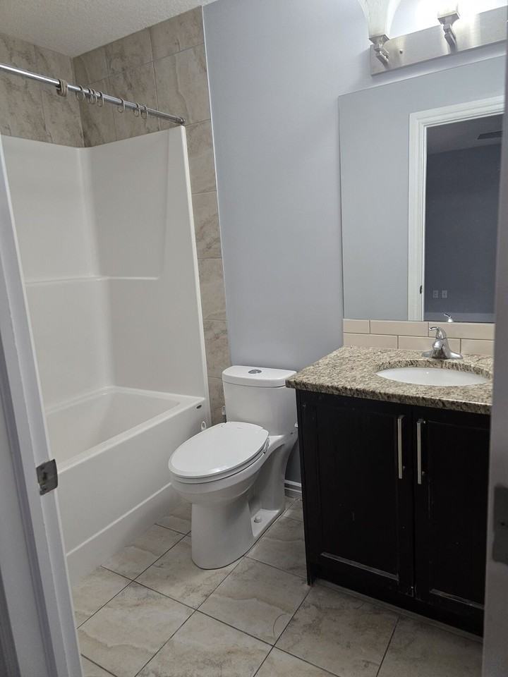 1750 Baywater Dr Sw - Photo 5 of 26