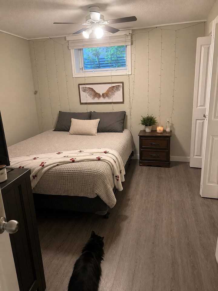 18404 84 Ave Nw - Photo 2 of 6