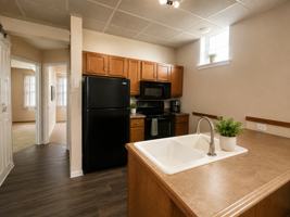 featured image of 115 N Main St