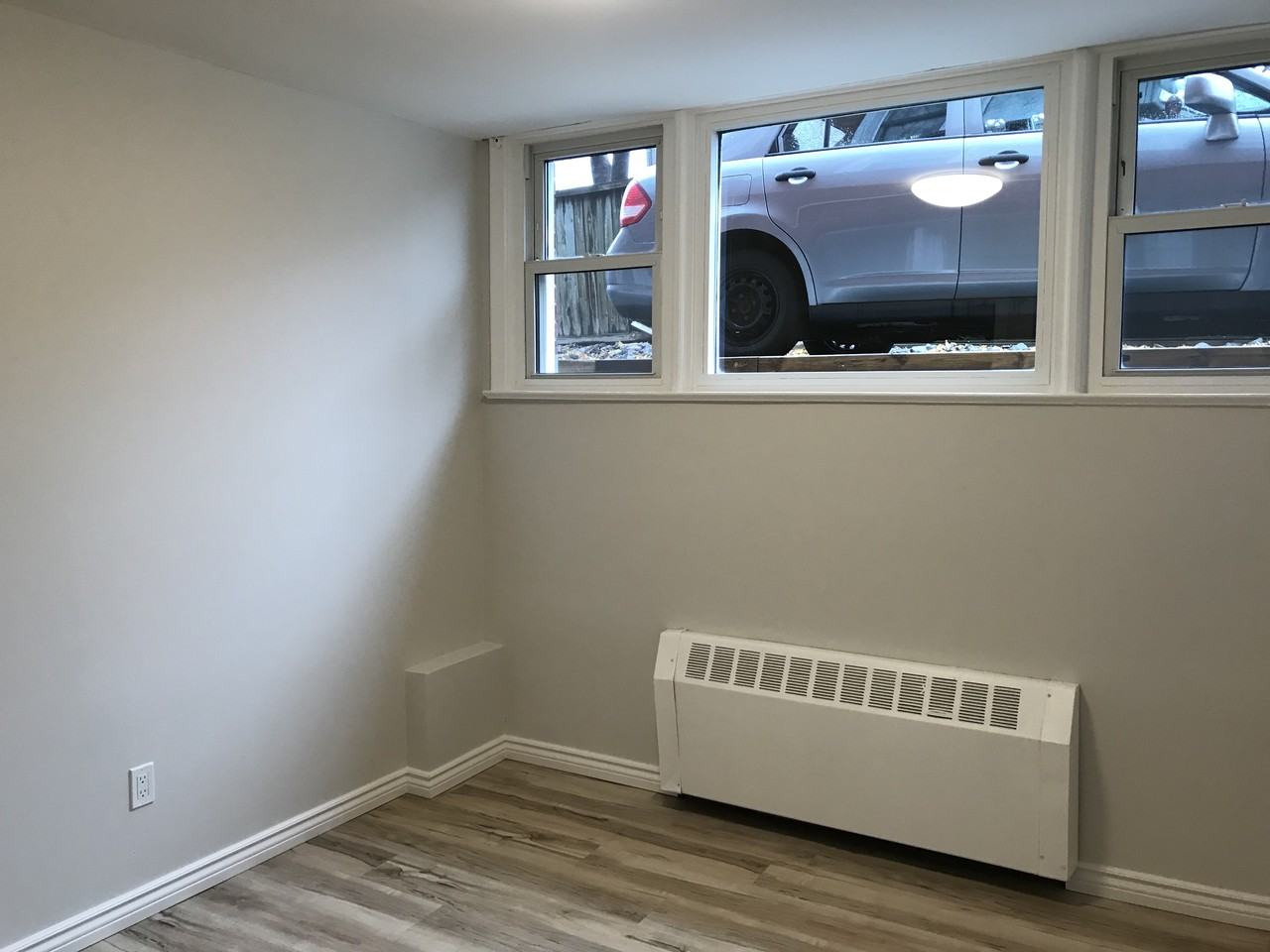 1094 Athlone Street #13 - Photo 3 of 9