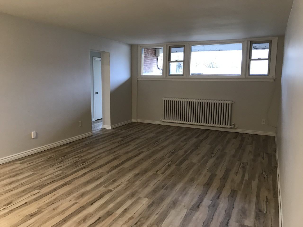1094 Athlone Street #13 - Photo 6 of 9