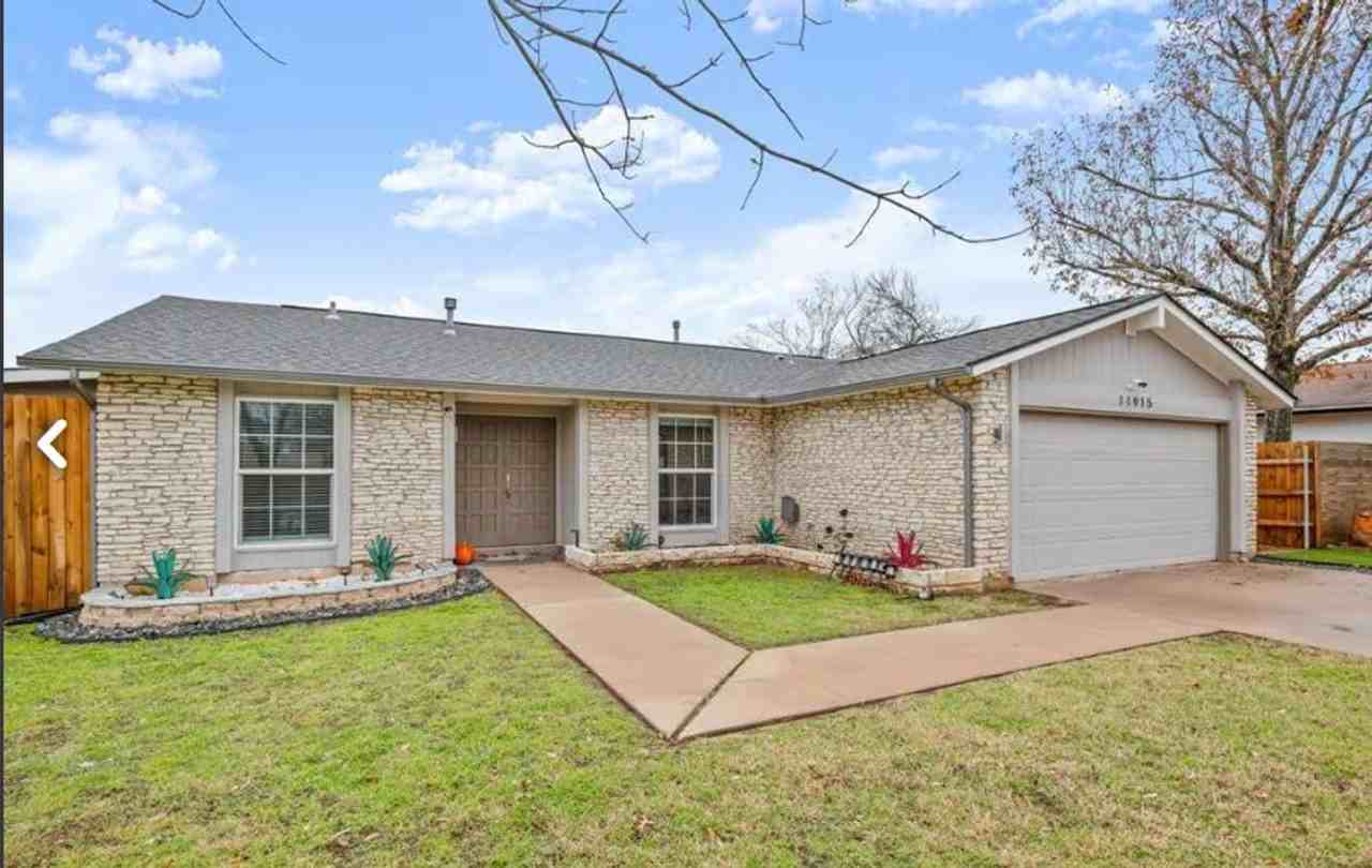 11915 Wander Ln - Photo 2 of 20