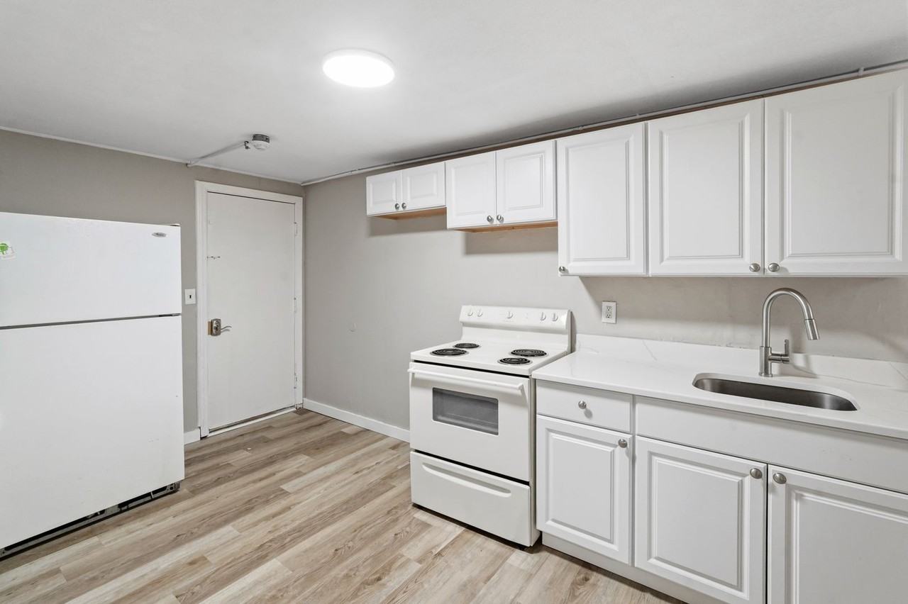 379-385 Douglas Pike - Photo 4 of 24