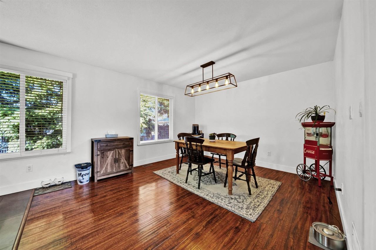 27229 27 Avenue - Photo 3 of 17