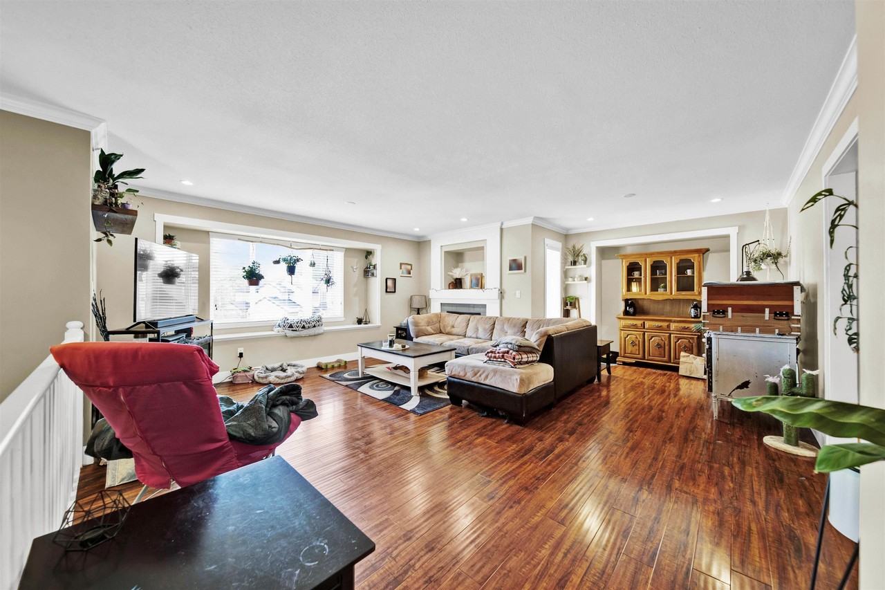 27229 27 Avenue - Photo 4 of 17