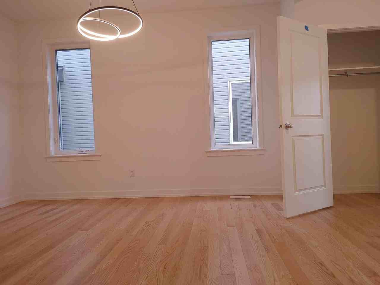834 Paseana Pl - Photo 2 of 12