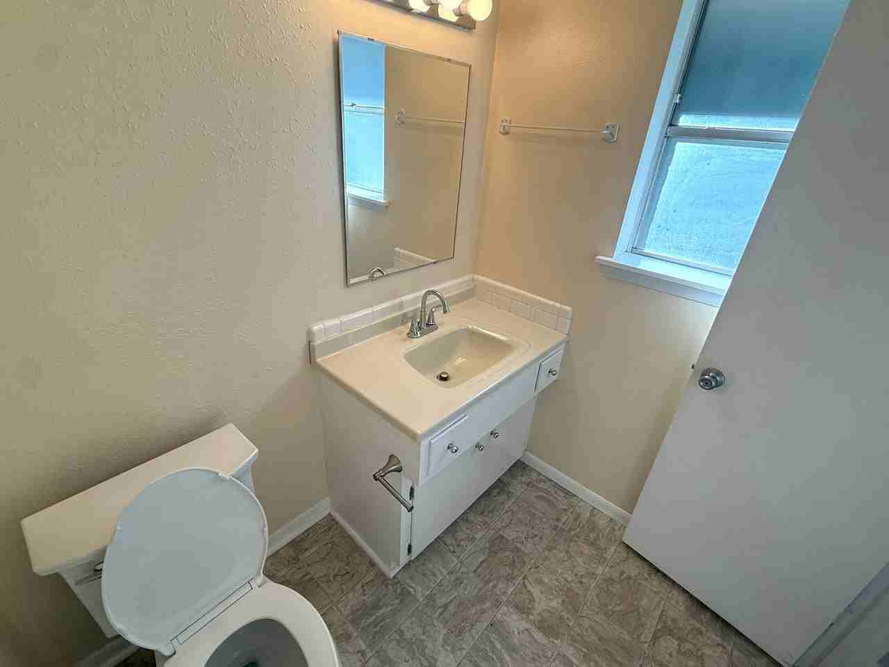 241 Merribrook Trl - Photo 6 of 16