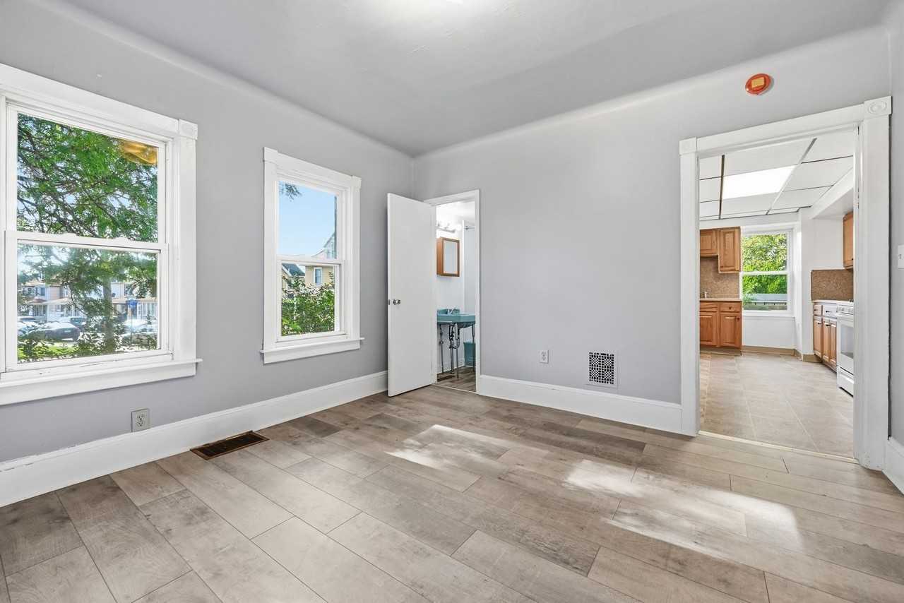 2223 Forest Street - Photo 3 of 37