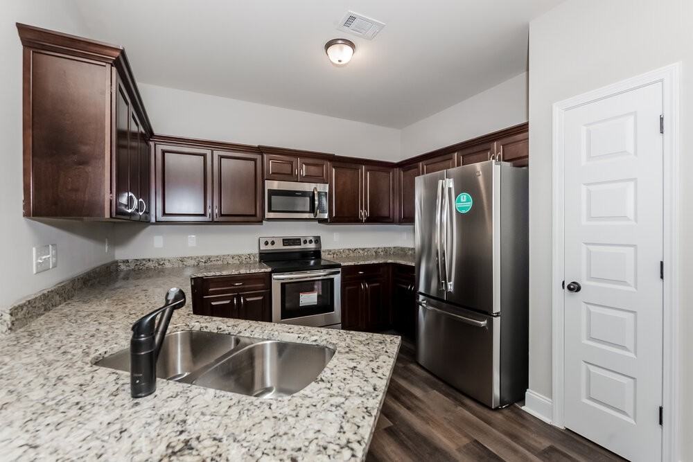 1153 Pebble Ridge Dr - Photo 6 of 16