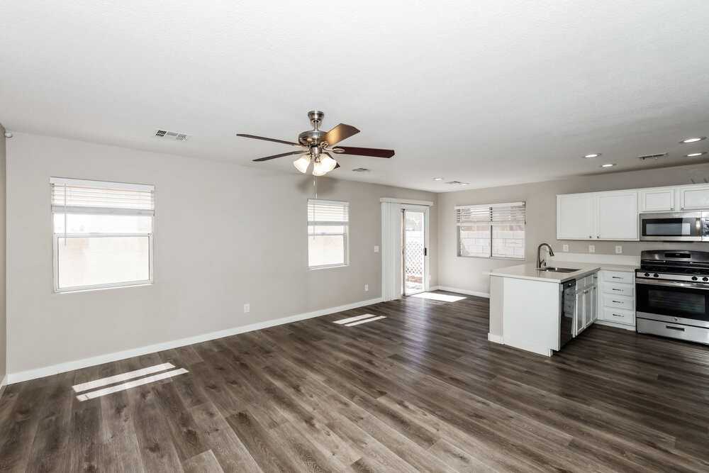 10265 Montana Mountain St - Photo 5 of 17