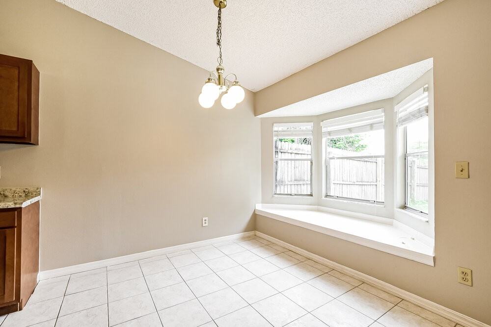 9324 Pavillion Dr - Photo 6 of 16