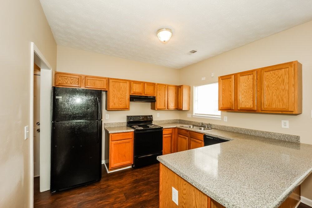 8639 Glendevon Ct - Photo 6 of 17