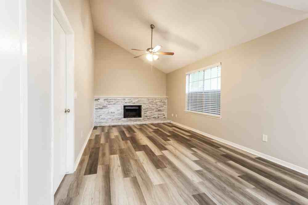 3 Rockridge Ct - Photo 4 of 17