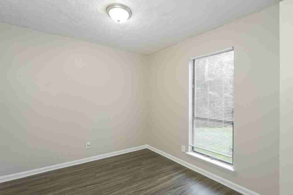 3895 Springleaf Ct - Photo 7 of 18