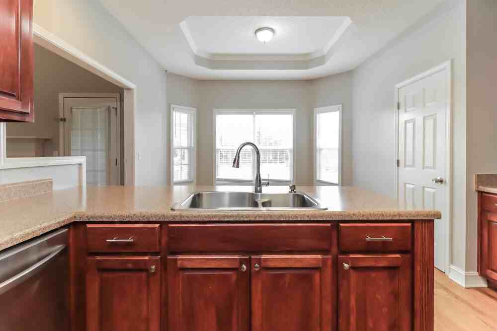 4316 Gladys Ct - Photo 7 of 17