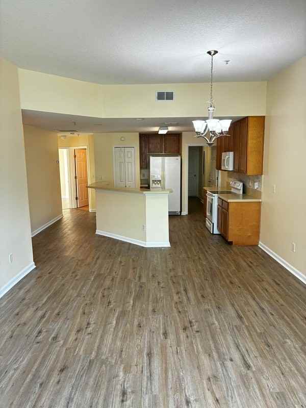 9370 Scaup Way