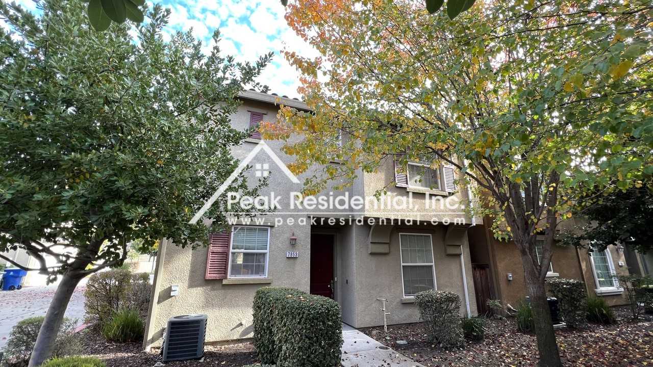 7853 Monaldo Walk - Photo 2 of 5