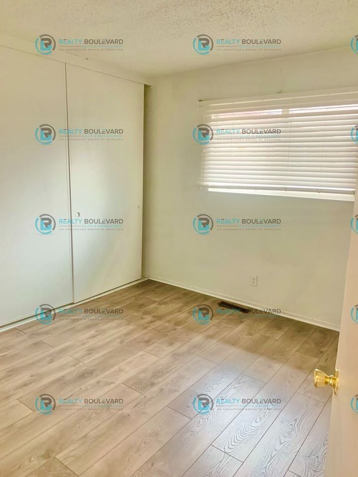 1137 Arnold Dr - Photo 4 of 14