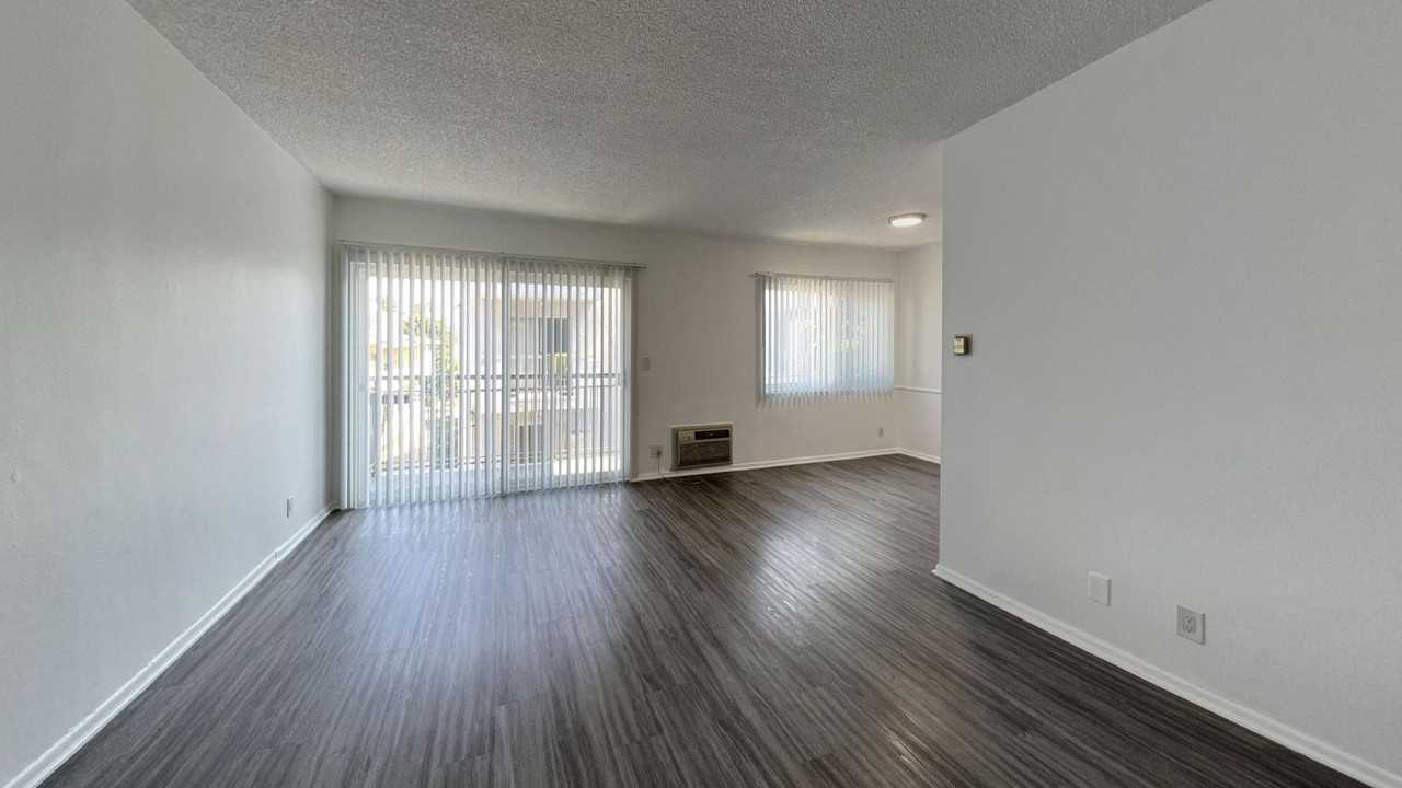 CMY - Bon Chere Apartments - Photo 4 of 4