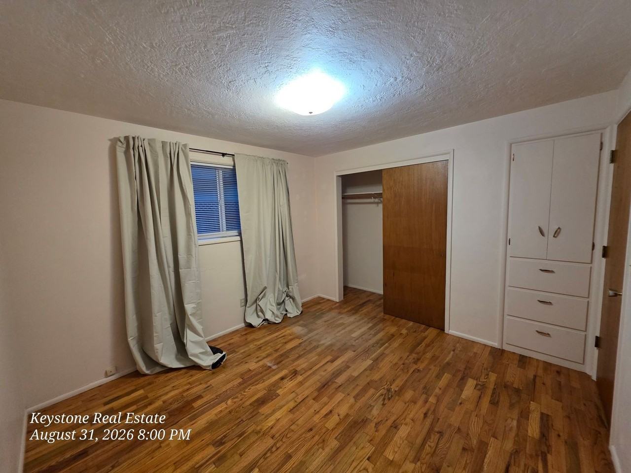 3590 Hilyard St - Photo 7 of 11
