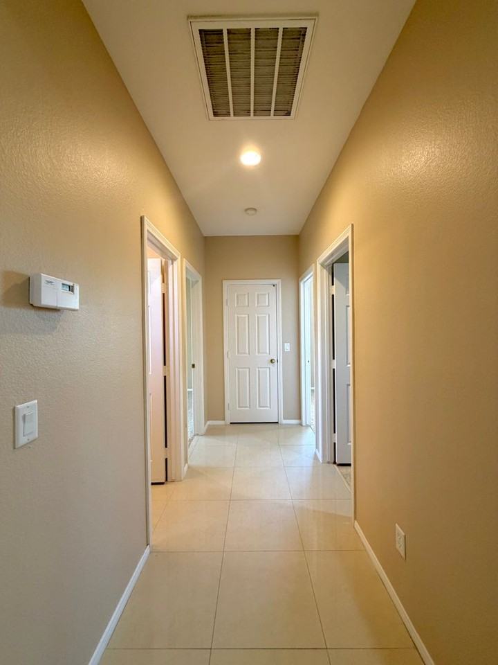 7493 Longhorn Lodge Ave - Photo 6 of 32