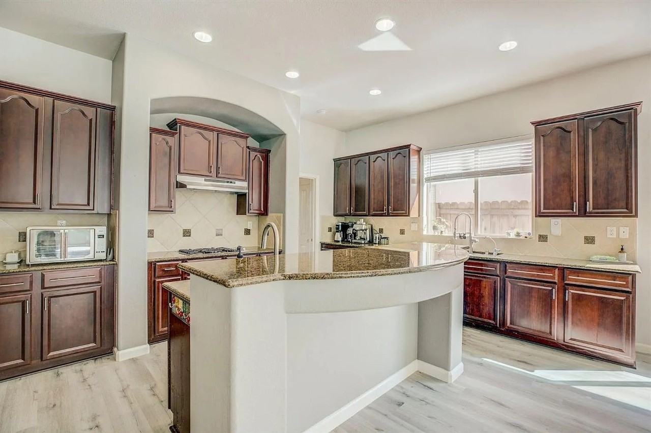 4351 Malana Way - Photo 6 of 14