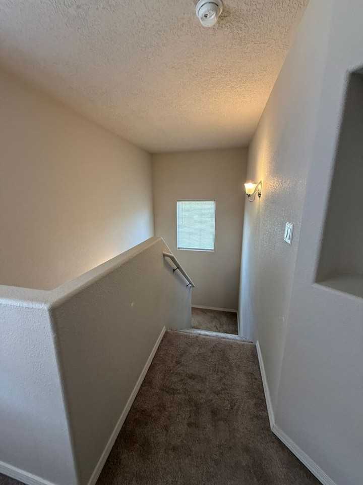 966 Verdinal Ln - Photo 7 of 18
