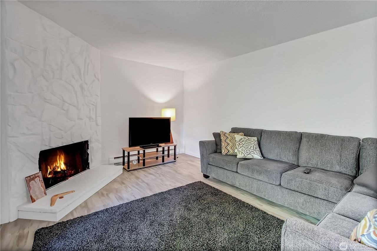 419 S 325th Pl #T7 - Photo 2 of 16