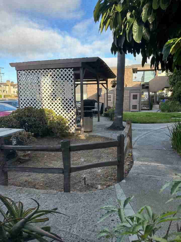 Sea Chase (Acacia Avenue) - Photo 4 of 4