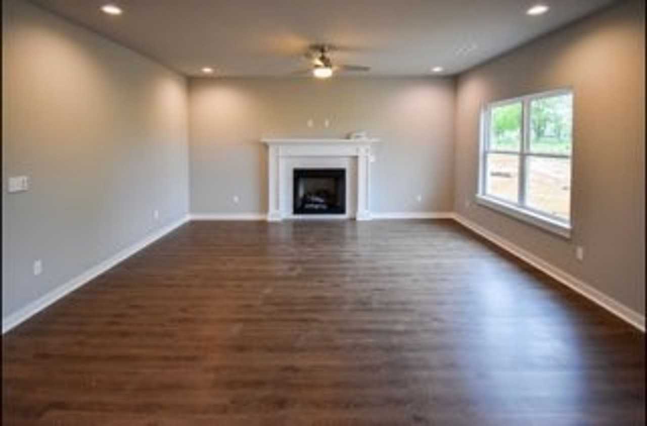456 N Otoe St - Photo 5 of 17
