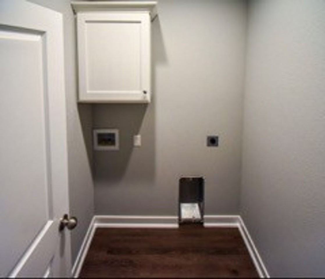 456 N Otoe St - Photo 6 of 17