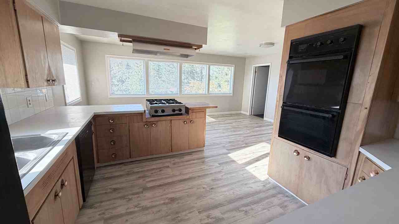 1704 E 19th Ave - Photo 3 of 15