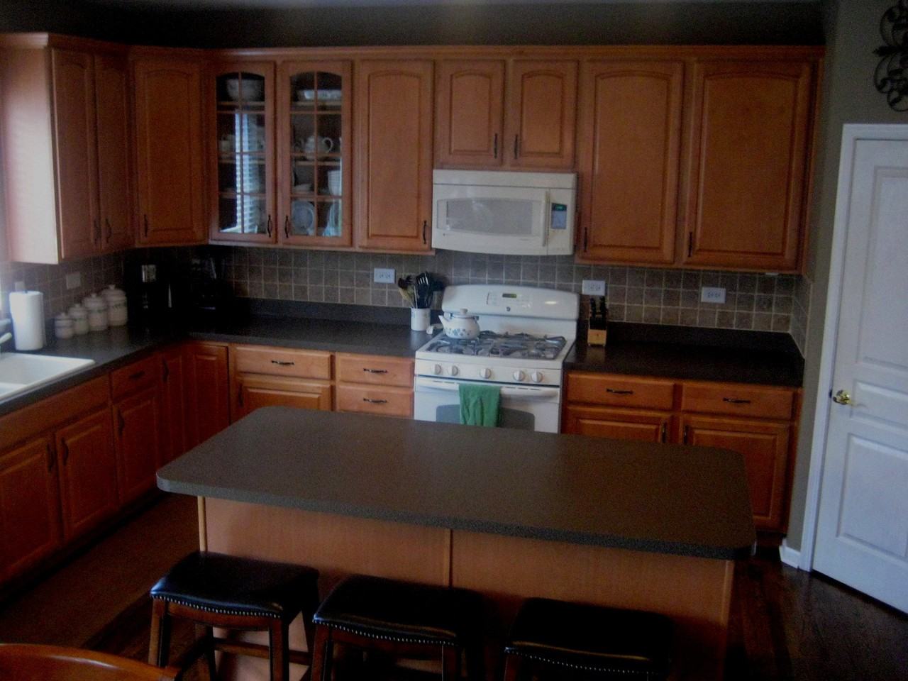 2681 Connolly Ln - Photo 2 of 18