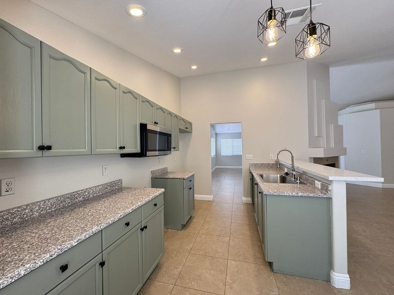 6297 Belgium Dr - Photo 4 of 45