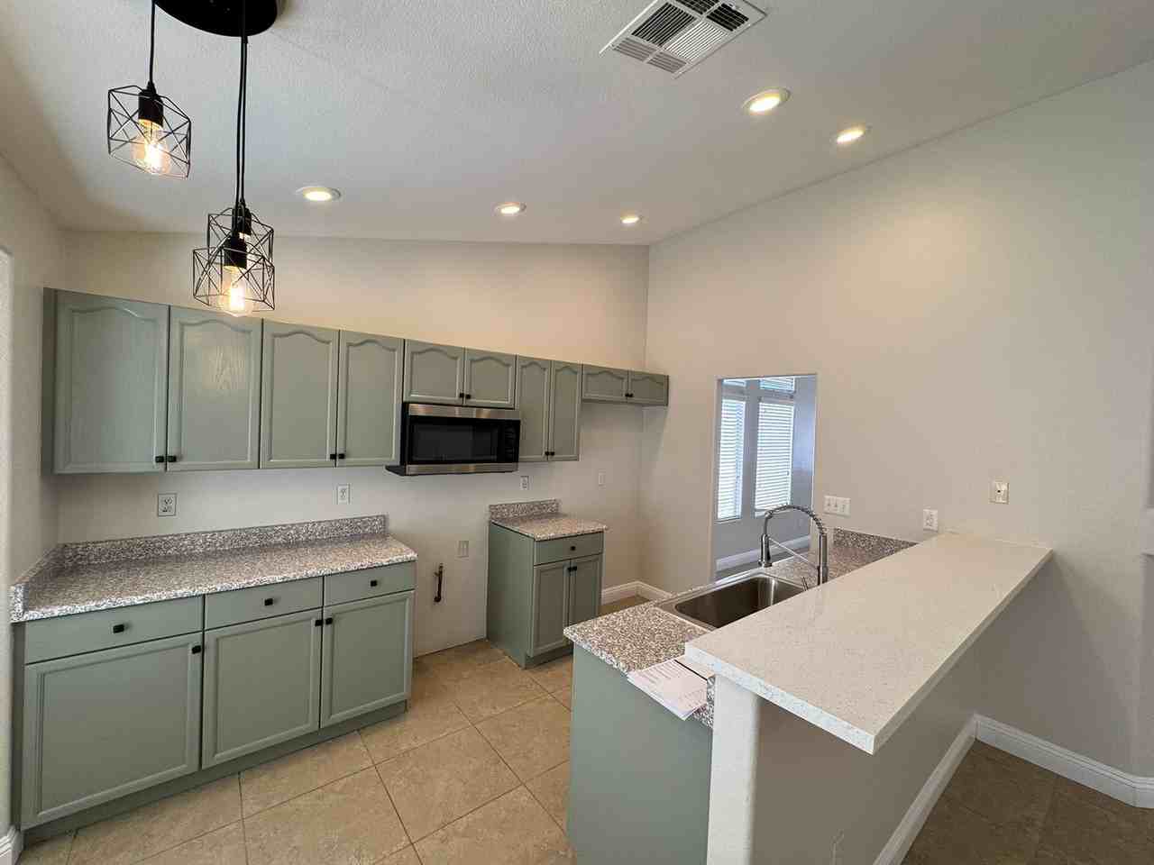6297 Belgium Dr - Photo 5 of 45