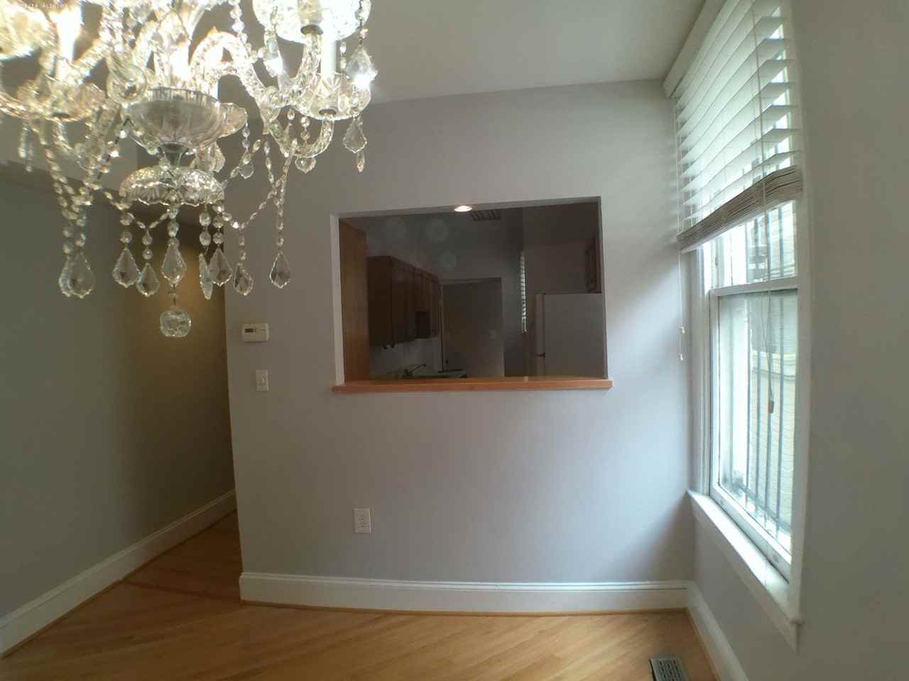 14 E Mount Vernon Pl - Photo 6 of 17