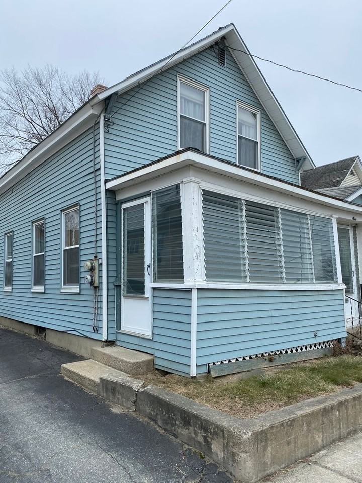 9 Bridge St - Photo 2 of 24