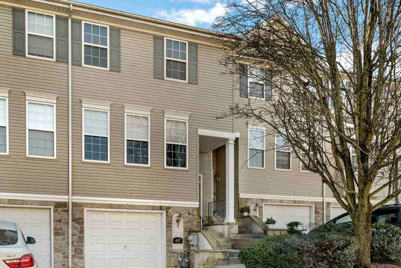 487 Fort Hill Cir - Photo 3 of 40