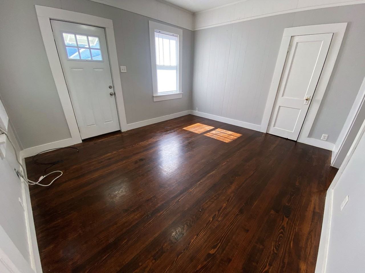411 1/2 Pryce St - Photo 3 of 11